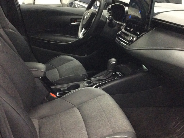 Toyota Corolla 1.8 125H Style E-CVT 90 kW (122 CV)