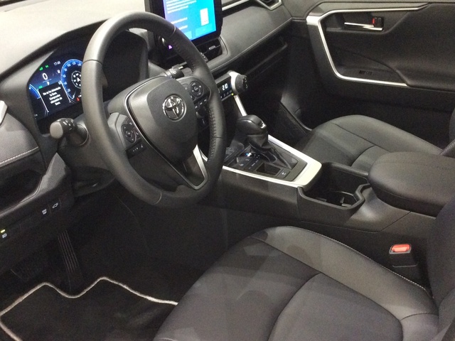 Toyota Rav4 2.5l hybrid Advance e-CVT 160 kW (218 CV)