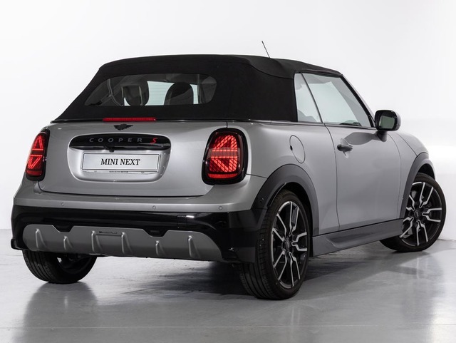 fotoG 3 del MINI MINI Cabrio Cooper S 150 kW (204 CV) 204cv Gasolina del 2025 en Girona