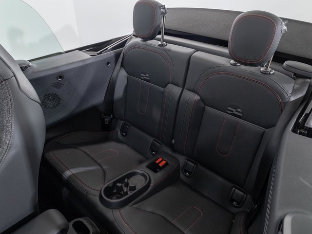 fotoG 8 del MINI MINI Cabrio Cooper S 150 kW (204 CV) 204cv Gasolina del 2025 en Girona