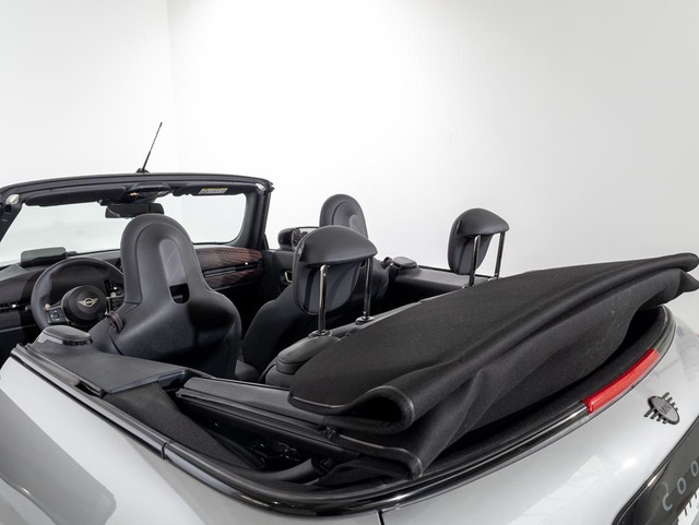 fotoG 22 del MINI MINI Cabrio Cooper S 150 kW (204 CV) 204cv Gasolina del 2025 en Girona