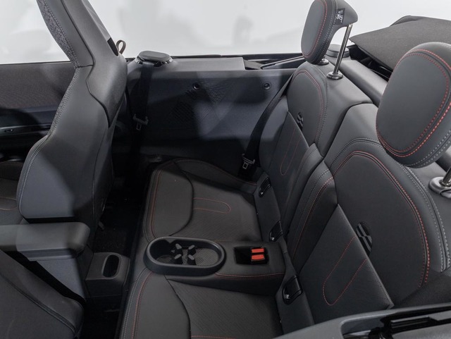 fotoG 26 del MINI MINI Cabrio Cooper S 150 kW (204 CV) 204cv Gasolina del 2025 en Girona