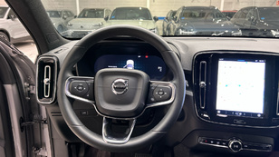 Volvo XC40 Single Recharge Core Auto 175 kW (238 CV) - 9 Volvo XC40 - Ocasión 175 KW (238CV) - 9