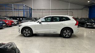 Volvo XC60 T6 Recharge Core AWD Auto 257 kW (350 CV) - 20 Volvo XC60 T6 Ocasión 257 KW (350CV) - 20