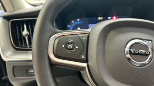 Volvo XC60 T6 Recharge Core AWD Auto 257 kW (350 CV) - 16 Volvo XC60 T6 Ocasión 257 KW (350CV) - 16