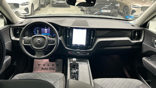 Volvo XC60 T6 Recharge Core AWD Auto 257 kW (350 CV) - 21 Volvo XC60 T6 Ocasión 257 KW (350CV) - 21