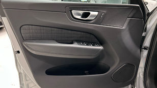 Volvo XC60 B4 D Core Auto 145 kW (197 CV) - 41 Volvo XC60 B4 D Ocasión 145 KW (197CV) - 41