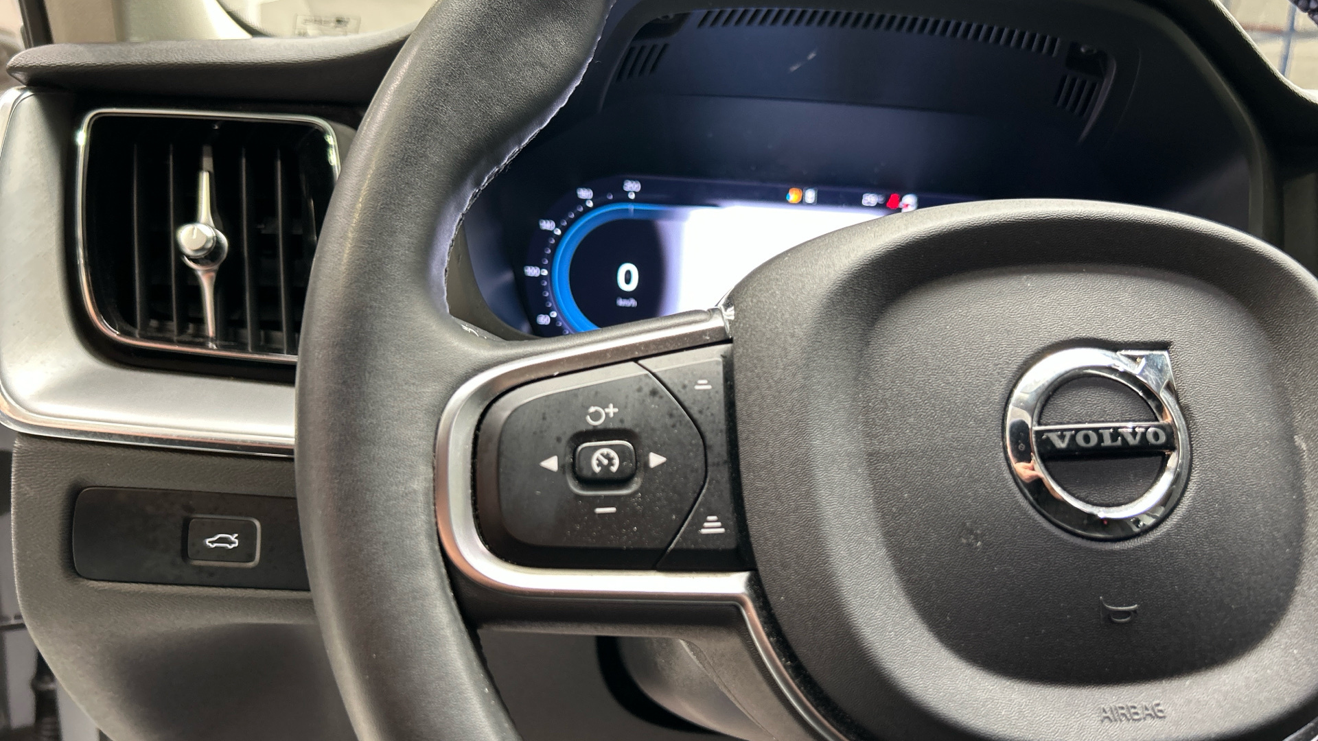 Volvo XC60 segunda mano 76443344 - 17
