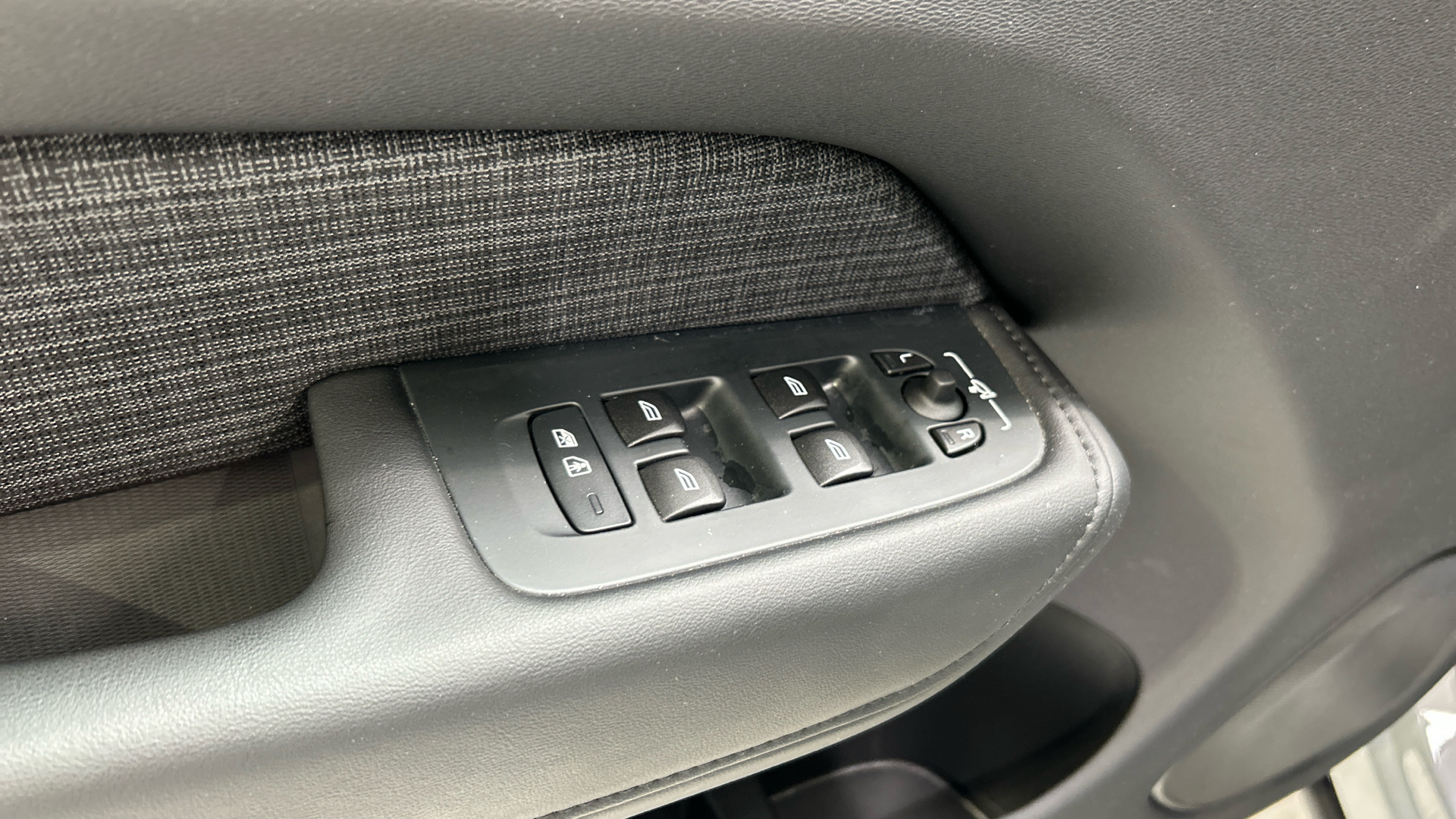 Volvo XC60 segunda mano 76443344 - 41