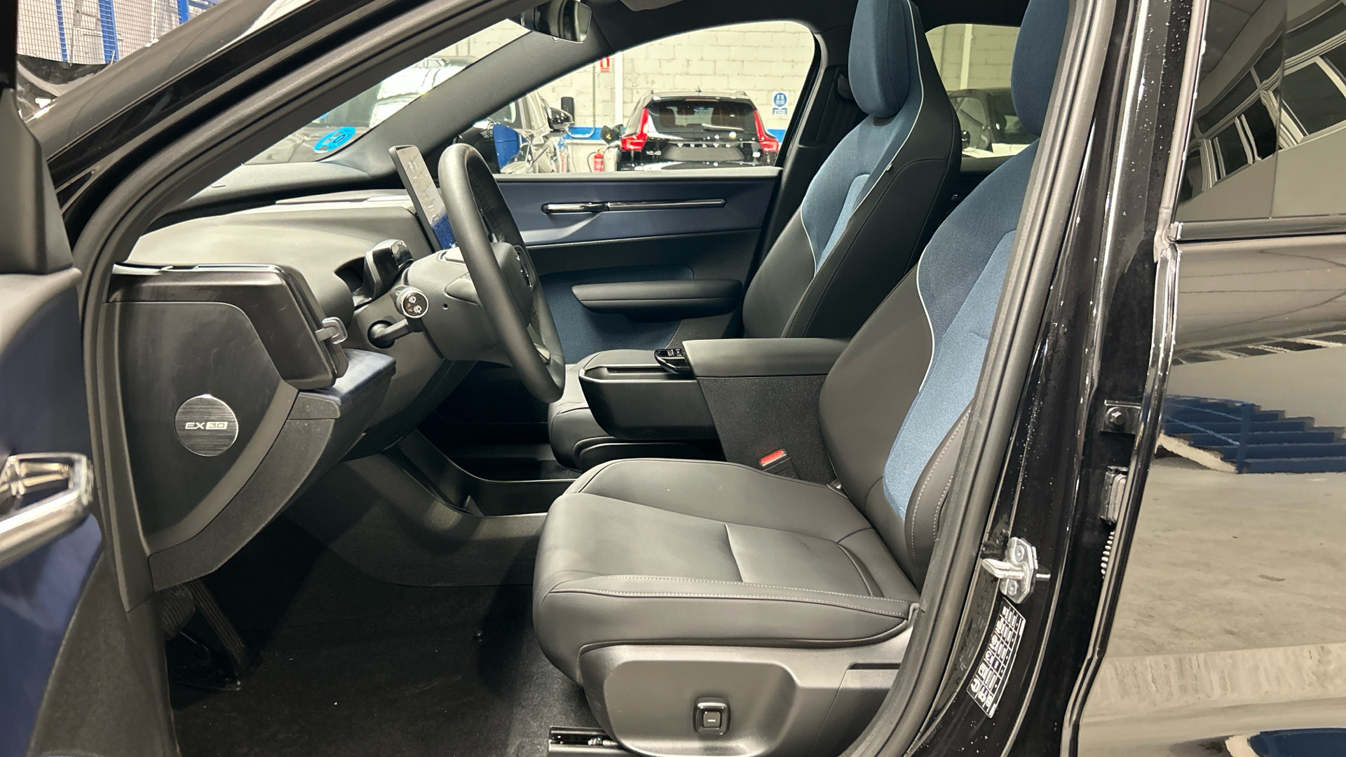 Volvo EX30 segunda mano 76443347 - 9