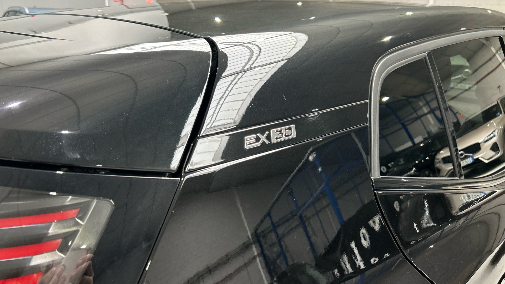 Volvo EX30 segunda mano 76443347 - 26