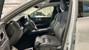 Volvo XC60 T6 Recharge Plus Bright AWD Auto 257 kW (350 CV) - 8 Volvo XC60 T6 Ocasión 257 KW (350CV) - 8