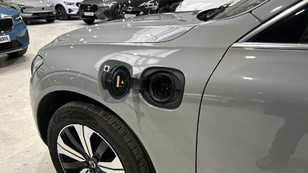 Volvo XC60 T6 Recharge Plus Bright AWD Auto 257 kW (350 CV) - 19 Volvo XC60 T6 Ocasión 257 KW (350CV) - 19