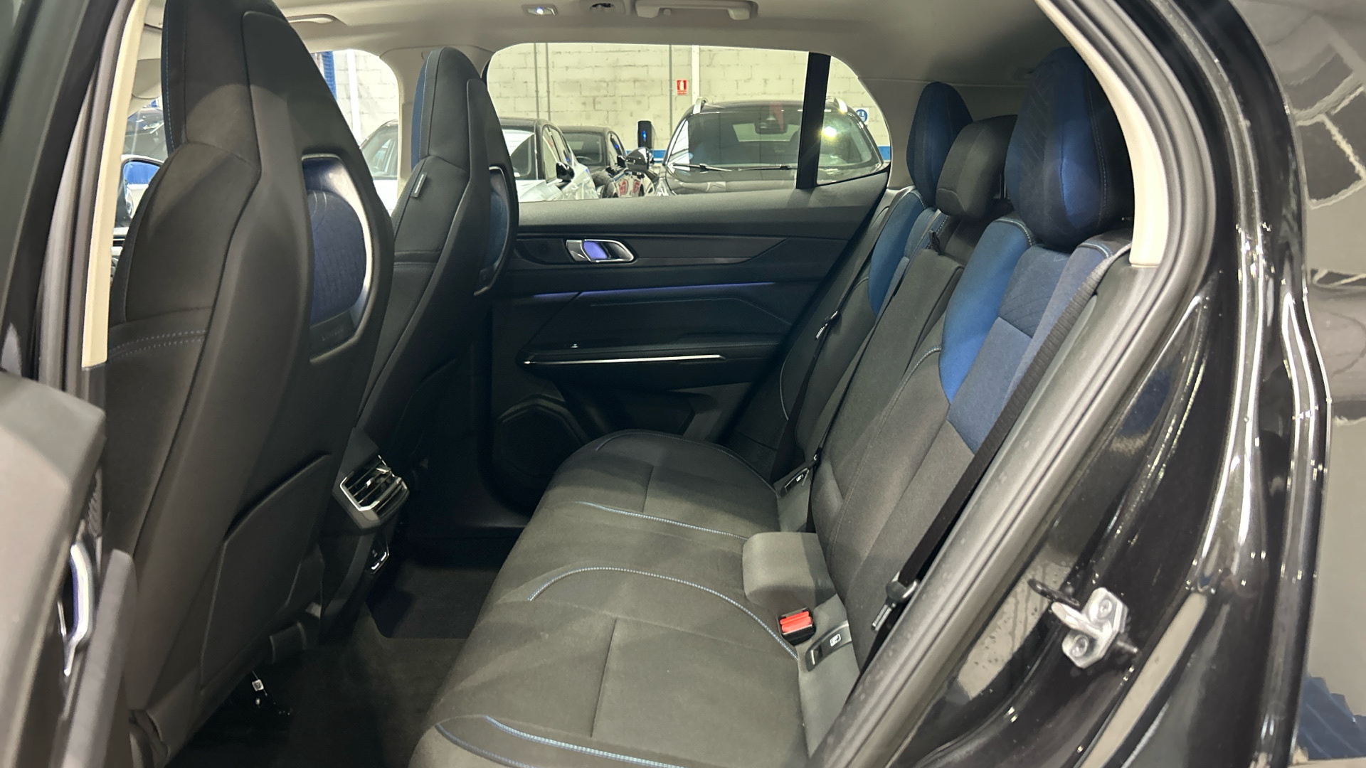 Lynk & Co 01 segunda mano 76443377 - 10