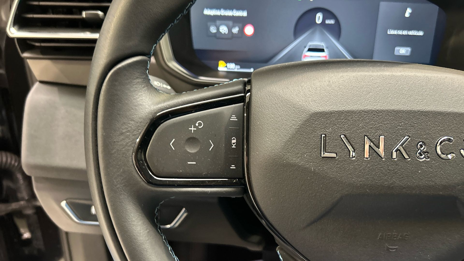 Lynk & Co 01 segunda mano 76443377 - 17