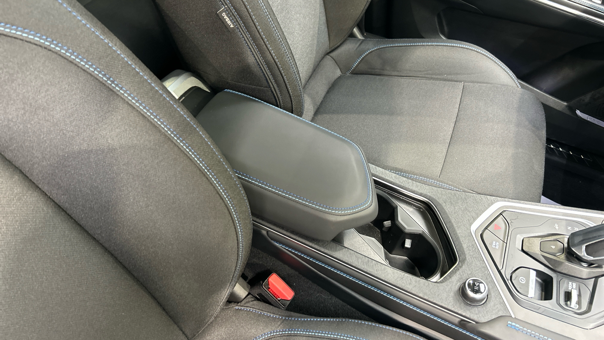 Lynk & Co 01 segunda mano 76443377 - 26