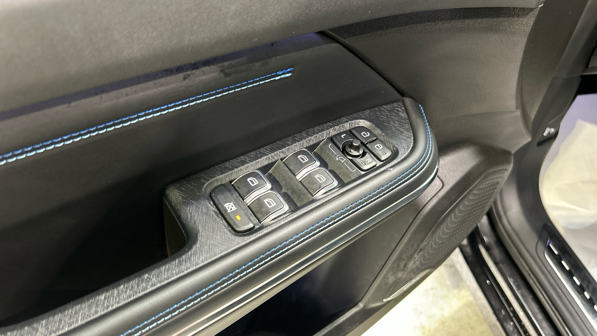 Lynk & Co 01 segunda mano 76443377 - 44