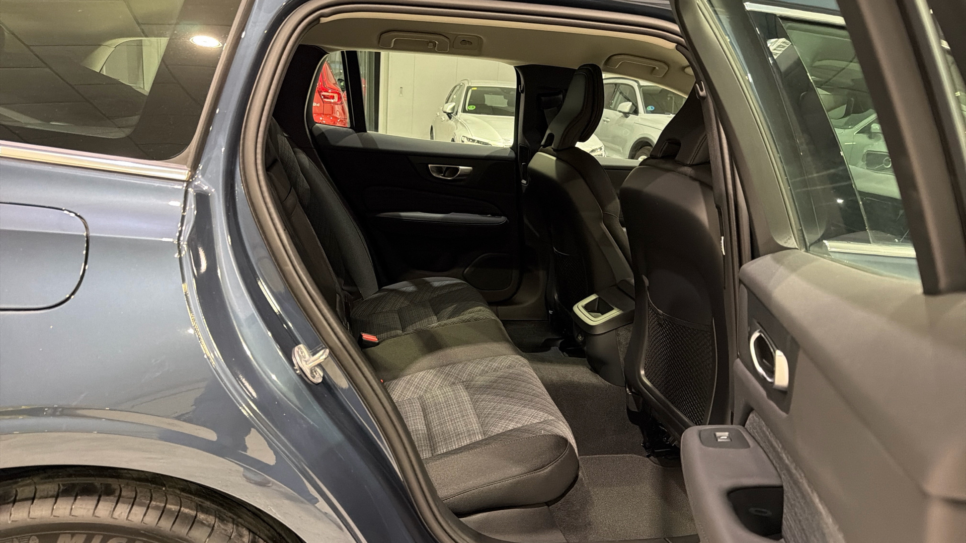 Volvo V60 Km0 76443407 - 28