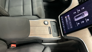 Volvo EX90 Twin BEV Plus eAWD 300 kW (408 CV) - 23 Volvo EX90 BEV Ocasión 300 KW (408CV) - 23