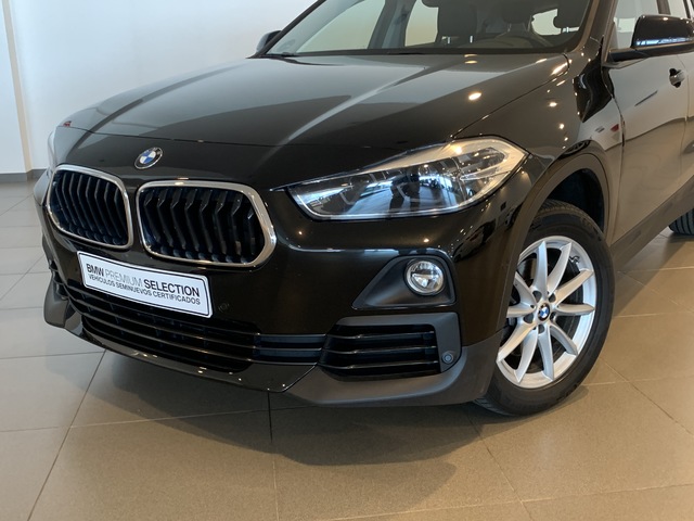 BMW X2 sDrive18d color Negro. Año 2018. 110KW(150CV). Diésel. En concesionario Tormes Motor de Salamanca