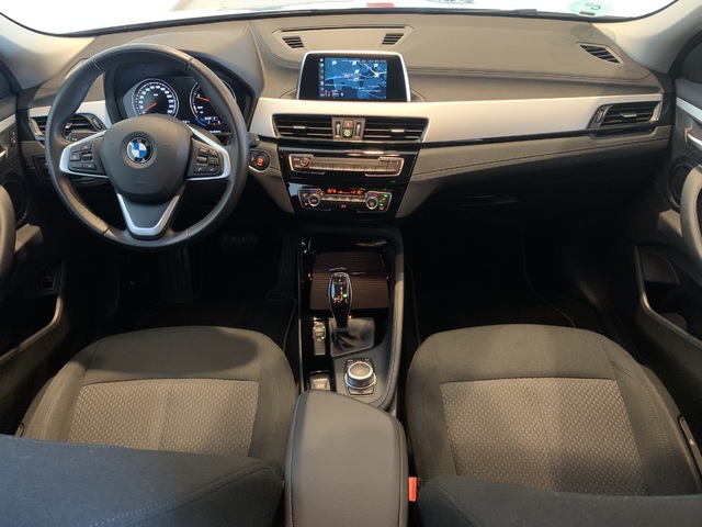 BMW X2 sDrive18d color Negro. Año 2018. 110KW(150CV). Diésel. En concesionario Tormes Motor de Salamanca