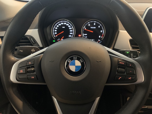 BMW X2 sDrive18d color Negro. Año 2018. 110KW(150CV). Diésel. En concesionario Tormes Motor de Salamanca