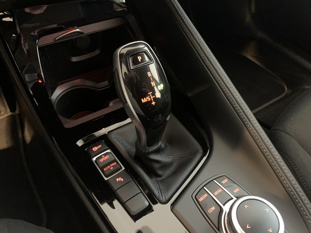 BMW X2 sDrive18d color Negro. Año 2018. 110KW(150CV). Diésel. En concesionario Tormes Motor de Salamanca