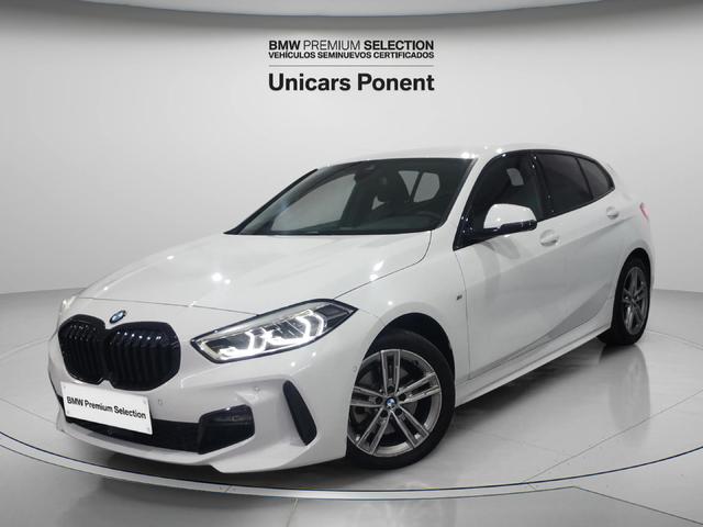 BMW Serie 1 118d color Blanco. Año 2023. 110KW(150CV). Diésel. En concesionario Unicars Ponent de Lleida