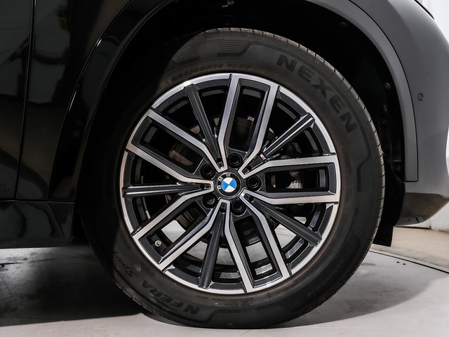 BMW X1 sDrive18d color Negro. Año 2023. 110KW(150CV). Diésel. En concesionario Oliva Motor Tarragona de Tarragona