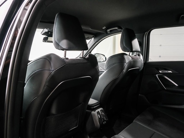 BMW X1 sDrive18d color Negro. Año 2023. 110KW(150CV). Diésel. En concesionario Oliva Motor Tarragona de Tarragona