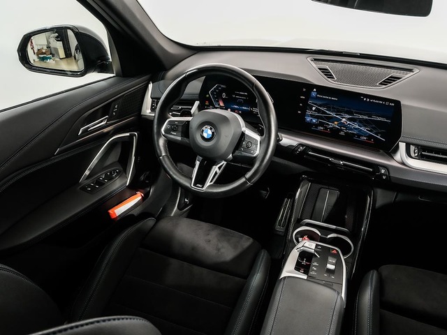 BMW X1 sDrive18d color Negro. Año 2023. 110KW(150CV). Diésel. En concesionario Oliva Motor Tarragona de Tarragona