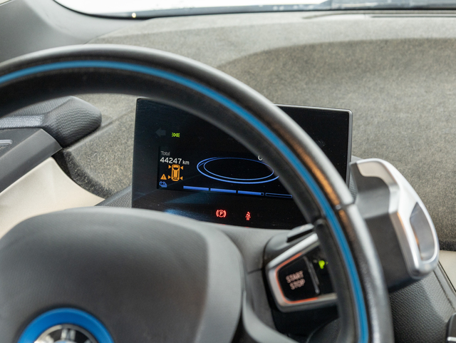 BMW i3 S 120Ah color Negro. Año 2021. 135KW(184CV). Eléctrico. En concesionario Oliva Motor Girona de Girona