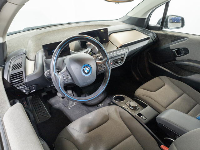 BMW i3 S 120Ah color Negro. Año 2021. 135KW(184CV). Eléctrico. En concesionario Oliva Motor Girona de Girona