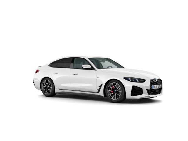 BMW Serie 4 420d Gran Coupe color Blanco. Año 2024. 140KW(190CV). Diésel. En concesionario Movilnorte El Plantio de Madrid