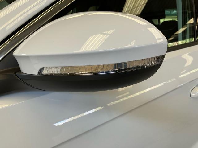 Volkswagen T-Roc ``Más`` 1.5 TSI 110 kW (150 CV)