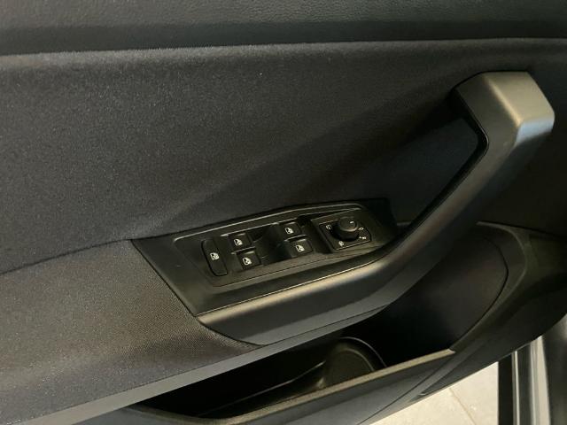 Volkswagen T-Roc ``Más`` 1.0 TSI 85 kW (115 CV)