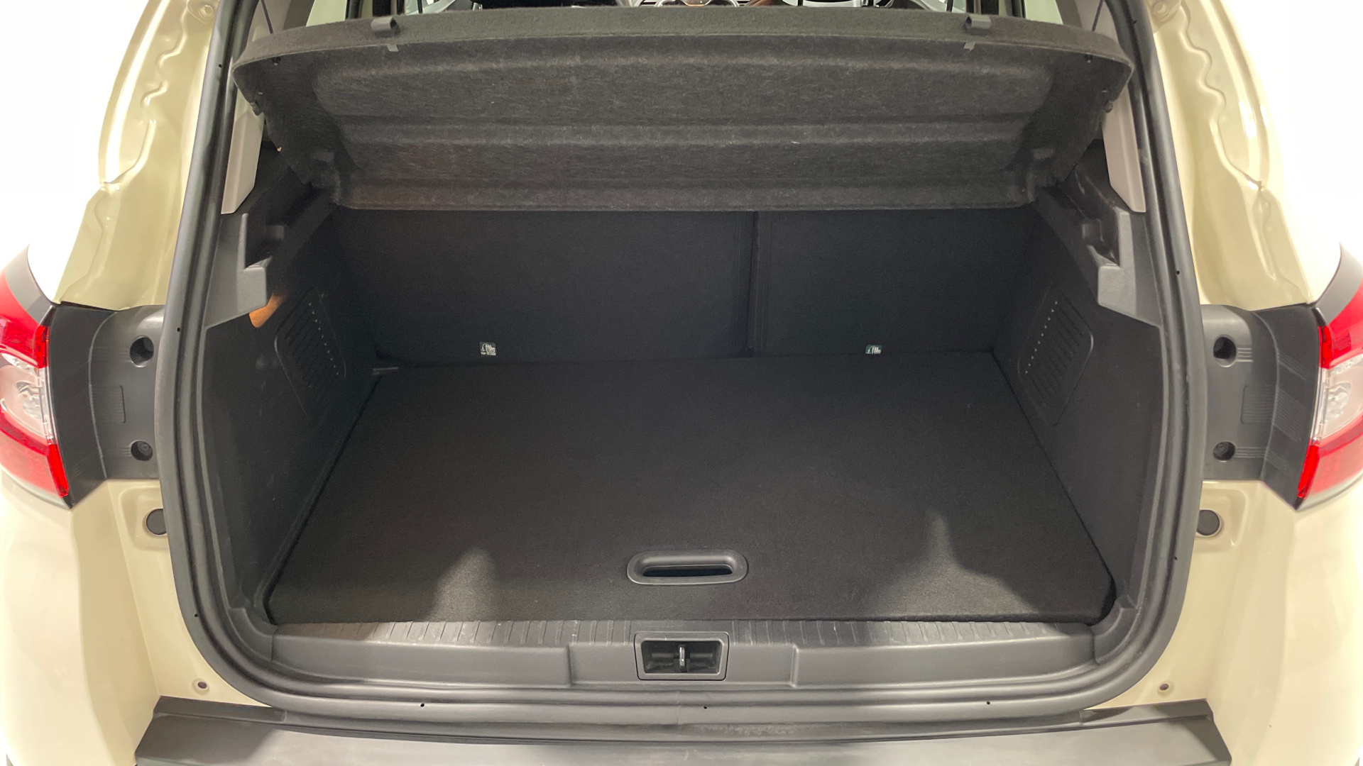 Renault Captur TCe 120 - 10