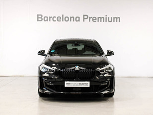 Fotos de BMW Serie 1 118i color Negro. Año 2024. 103KW(140CV). Gasolina. En concesionario Barcelona Premium -- GRAN VIA de Barcelona