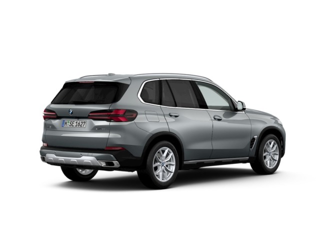 BMW X5 xDrive30d color Gris. Año 2024. 219KW(298CV). Diésel. En concesionario Movilnorte El Plantio de Madrid