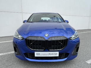 Fotos de BMW Serie 2 218i Active Tourer color Azul. Año 2025. 100KW(136CV). Gasolina. En concesionario Novomóvil Oleiros de Coruña