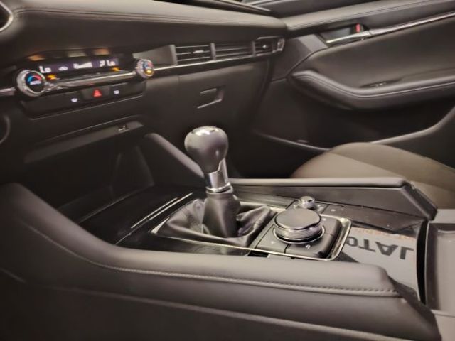 Mazda Mazda 3 2.0 Skyactiv-G Evolution 89 kW (122 CV)