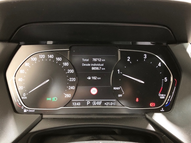 BMW Serie 1 116d color Negro. Año 2021. 85KW(116CV). Diésel. En concesionario Movilnorte Las Rozas de Madrid