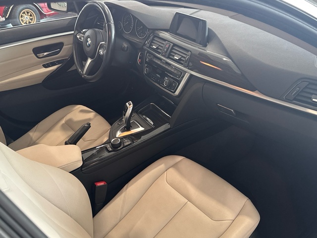 BMW Serie 4 420d Gran Coupe color Marrón. Año 2016. 135KW(184CV). Diésel. En concesionario Motor Gorbea de Álava