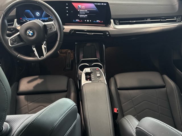 BMW X2 sDrive18d color Blanco. Año 2024. 110KW(150CV). Diésel. En concesionario Motor Gorbea de Álava