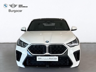 Fotos de BMW X2 sDrive18d color Blanco. Año 2024. 110KW(150CV). Diésel. En concesionario Motor Gorbea de Álava