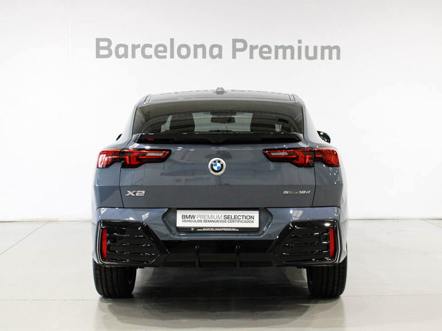 BMW X2 sDrive18d color Gris. Año 2024. 110KW(150CV). Diésel. En concesionario Barcelona Premium -- GRAN VIA de Barcelona