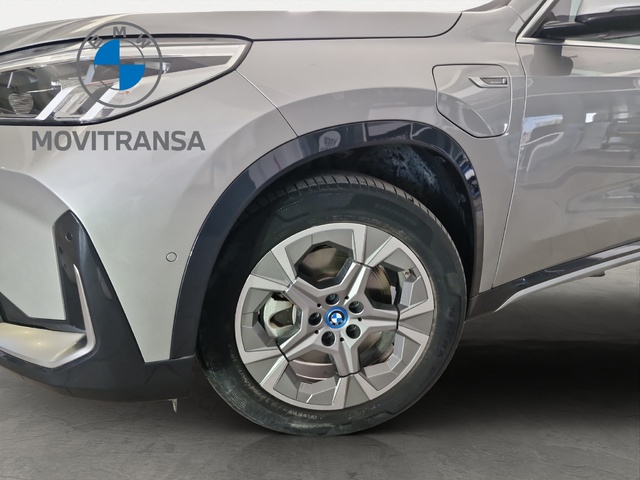 BMW X1 xDrive25e color Gris Plata. Año 2022. 180KW(245CV). Híbrido Electro/Gasolina. En concesionario Movitransa Cars Huelva de Huelva