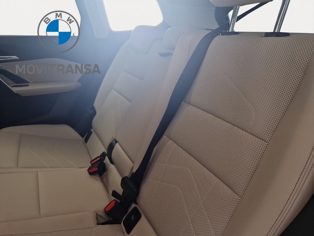 BMW X1 xDrive25e color Gris Plata. Año 2022. 180KW(245CV). Híbrido Electro/Gasolina. En concesionario Movitransa Cars Huelva de Huelva