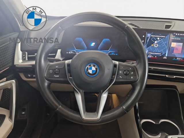 BMW X1 xDrive25e color Gris Plata. Año 2022. 180KW(245CV). Híbrido Electro/Gasolina. En concesionario Movitransa Cars Huelva de Huelva