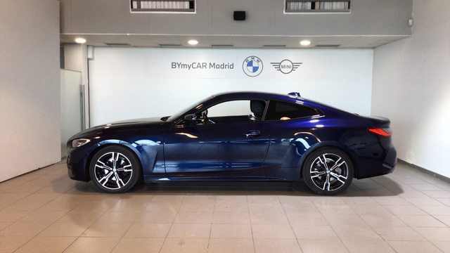 BMW Serie 4 420i Coupe color Azul. Año 2022. 135KW(184CV). Gasolina. En concesionario BYmyCAR Madrid - Alcalá de Madrid